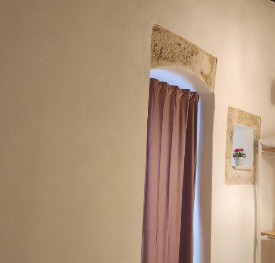 La Maison De Poupee Bari 0*,